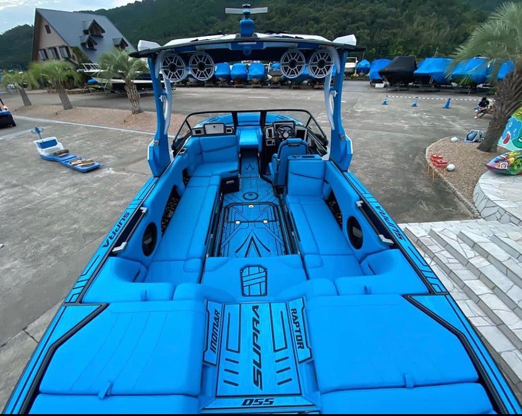 supra wake gatorstep boat flooring decking custom design tan black blue
