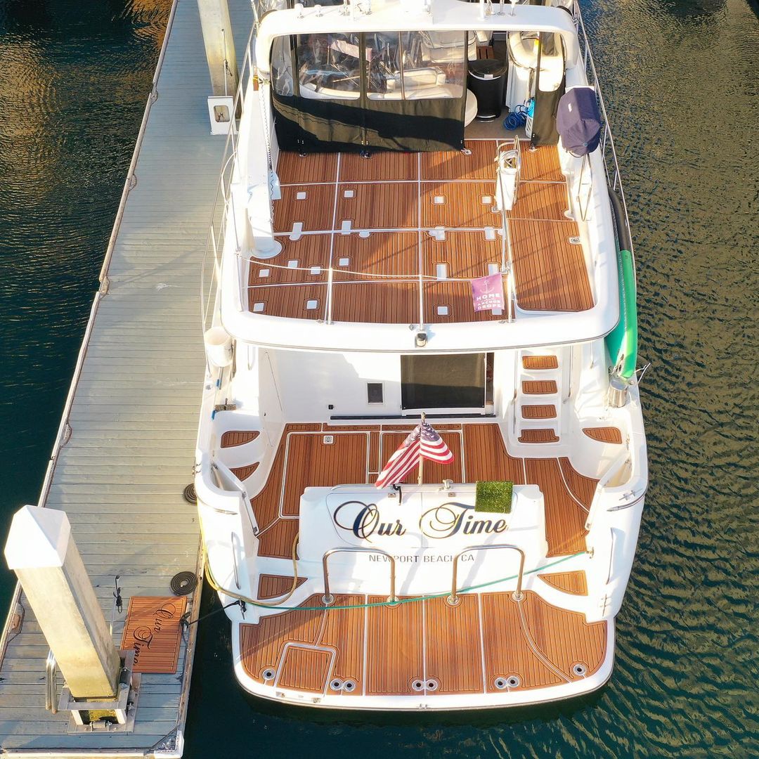 gatorstep boat flooring decking yacht teak brown tan black laser wood grain